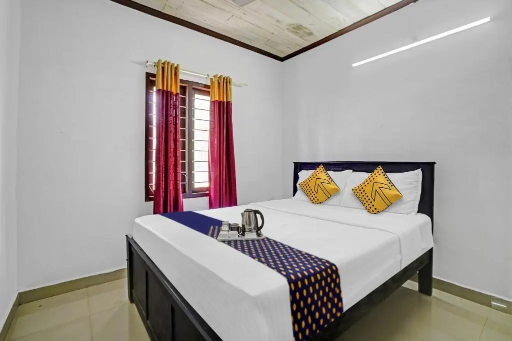 Spot On Vinodam Residency