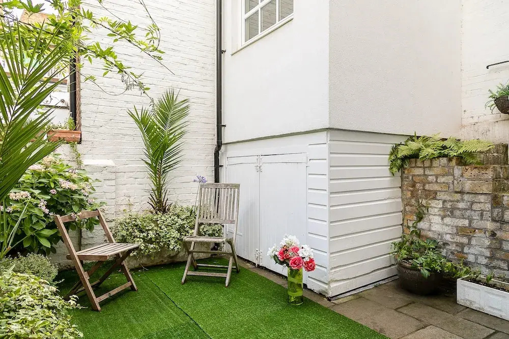 4-bedroom Townhouse in Knightsbridge Village