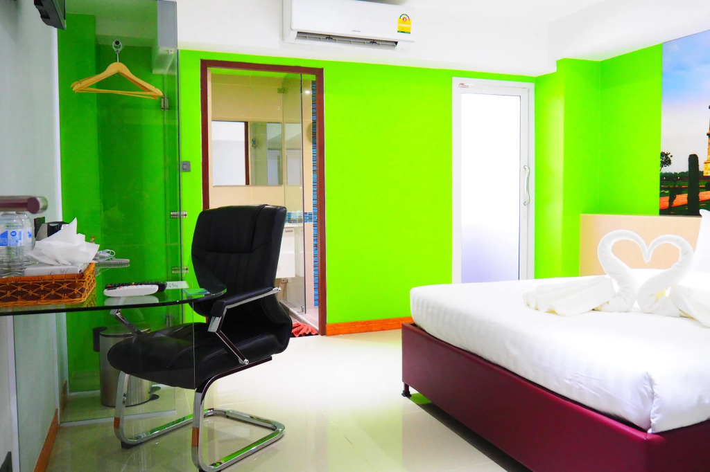 Blue Orchids Hotel