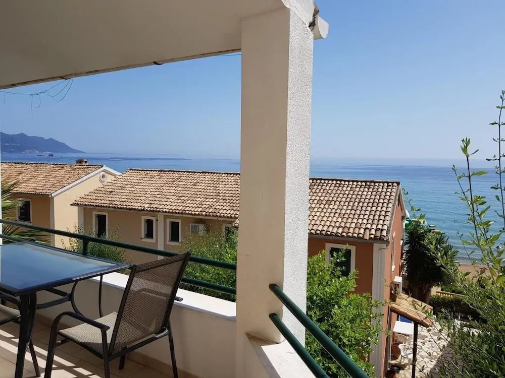 Corfu Glyfada Apartment 90