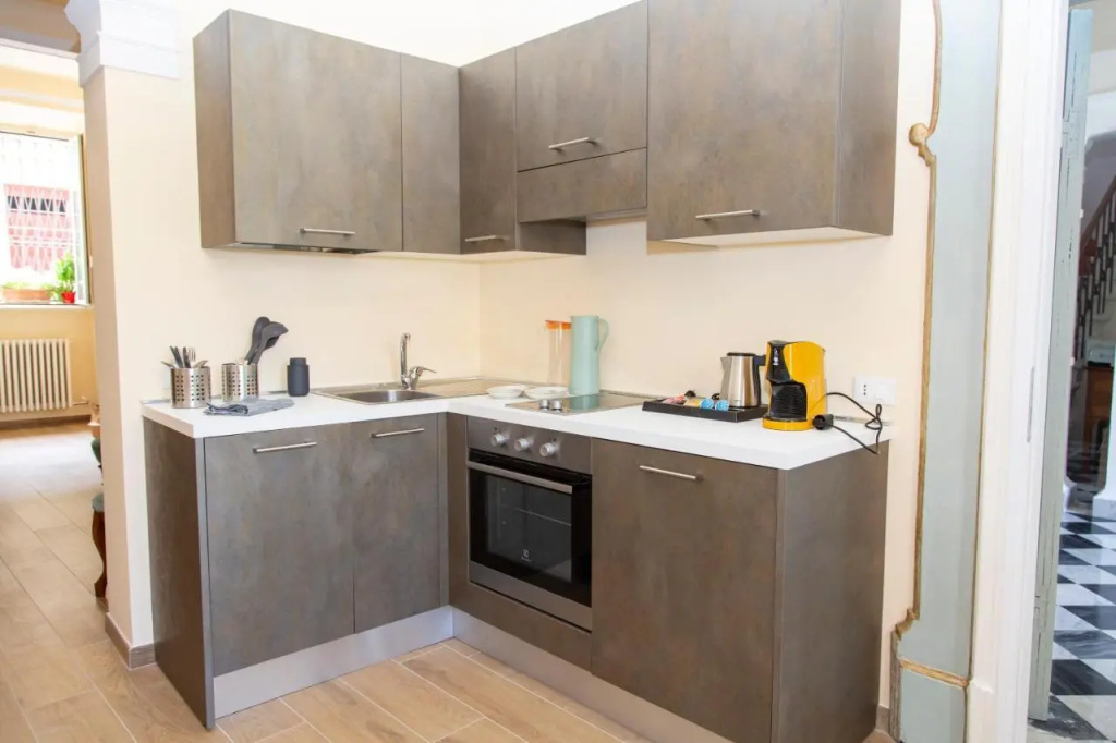 Interno Estense 753