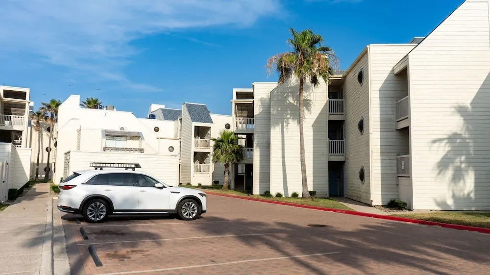 Bahia Mar 112f 2 Bedroom Condo by RedAwning