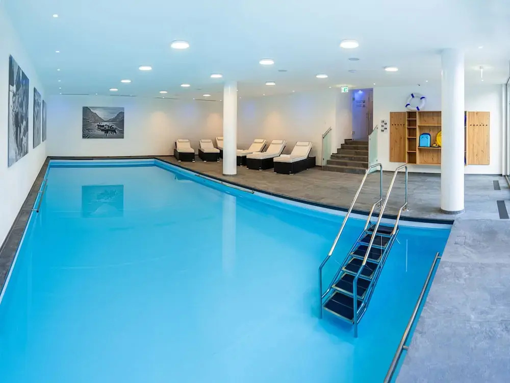 Hotel Hanauerlehen - ruhige & zentrale Top-Lage - mit Schwimmbad, Sauna, Parkplätze & Café - bayerischer Familienbetrieb