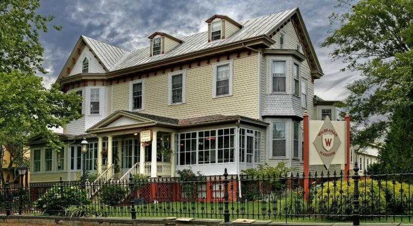 Wilbraham Mansion