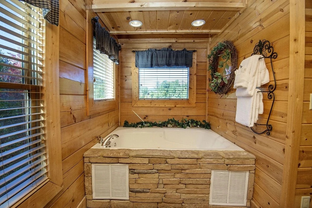 Er 244 â Black Hawk Hideaway Great Location â Close To Town! 2 Bedroom Cabin by RedAwning