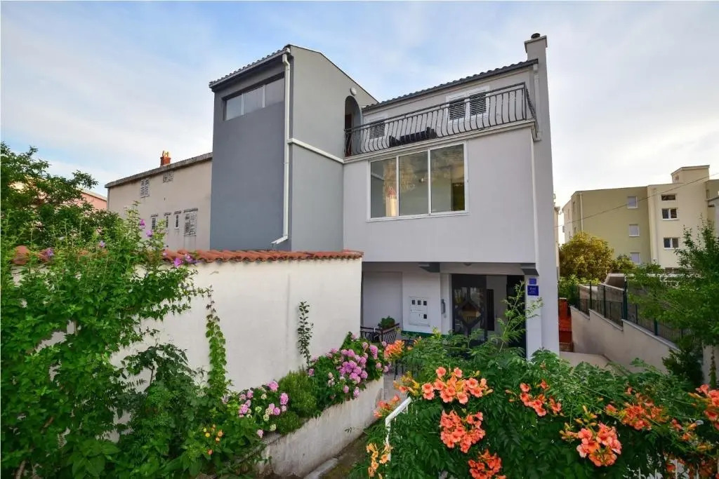Apartment Pet - 300 m from beach