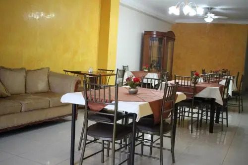 Desireny Hostal
