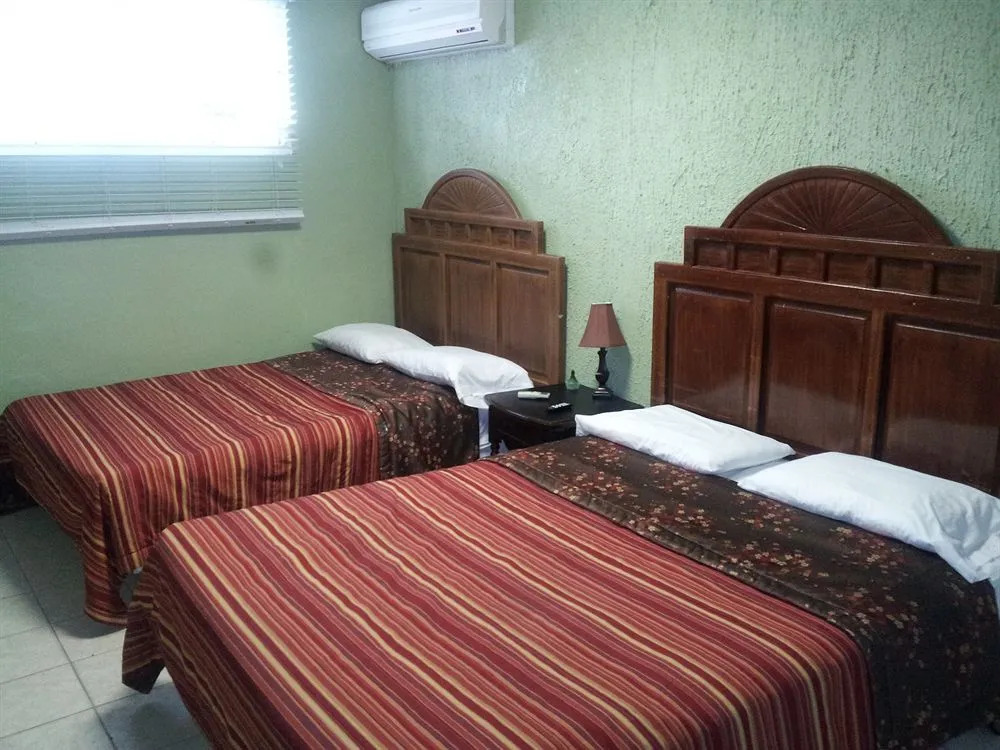 Coqui Inn Hotel