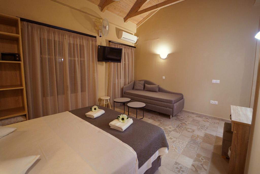 Rouda Bay Beach Hotel