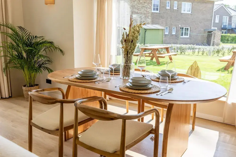 Renovated Apartment With Garden and Parking