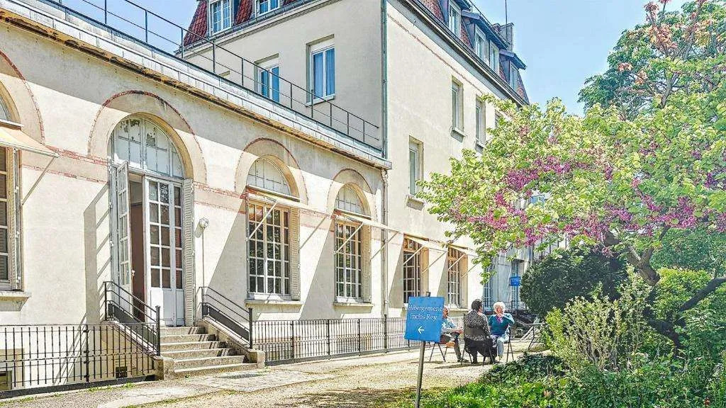 Hébergement Enclos Rey