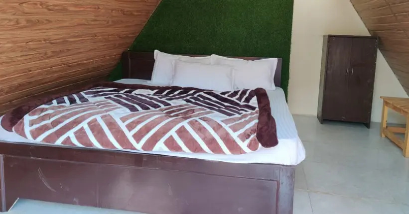 Elwood Resort Pangot