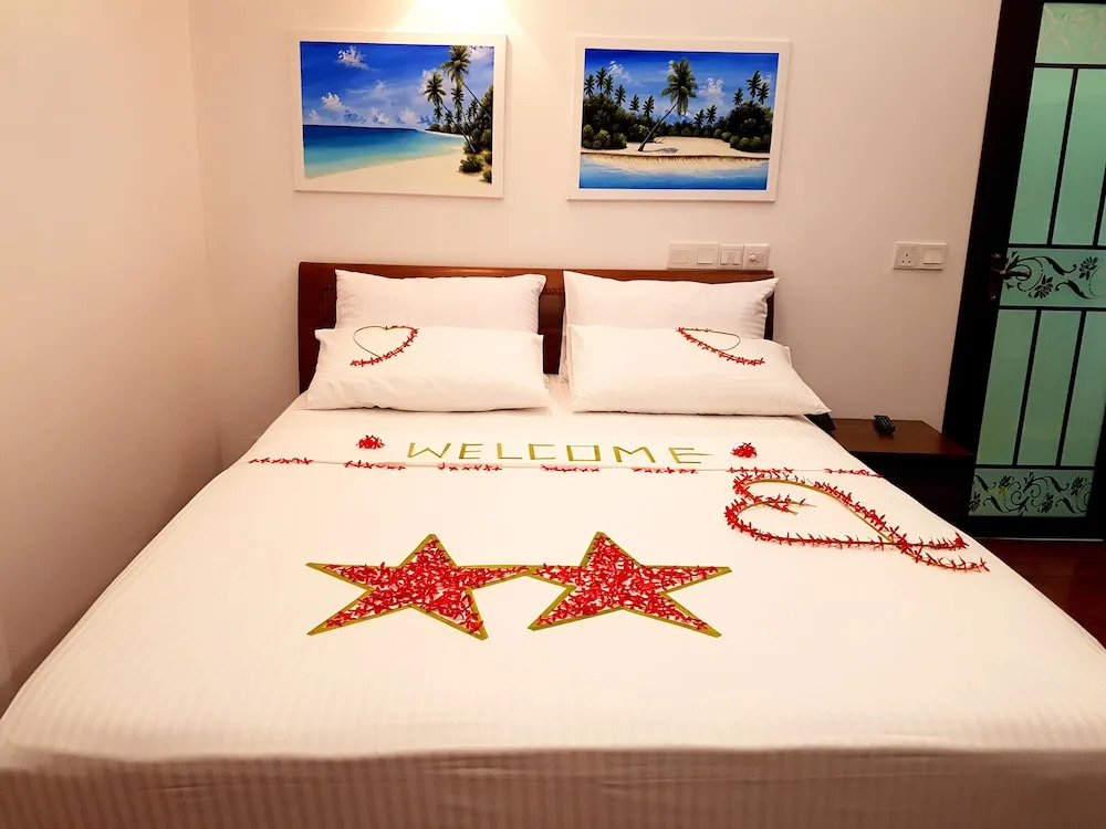 Отель Beach Star Maldives