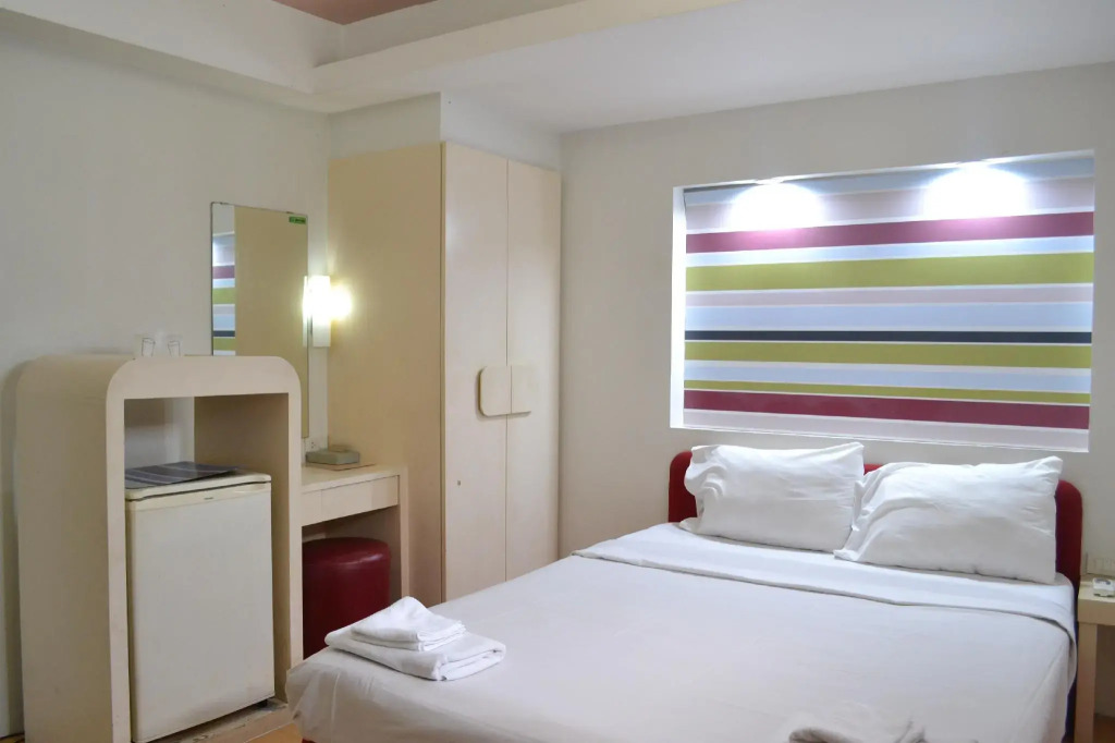 Bangsaen Villa Hotel