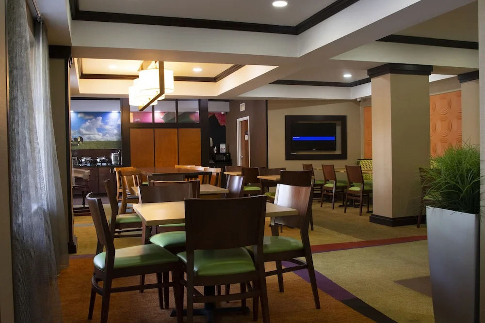 Marriott Fairfield Inn and Suites