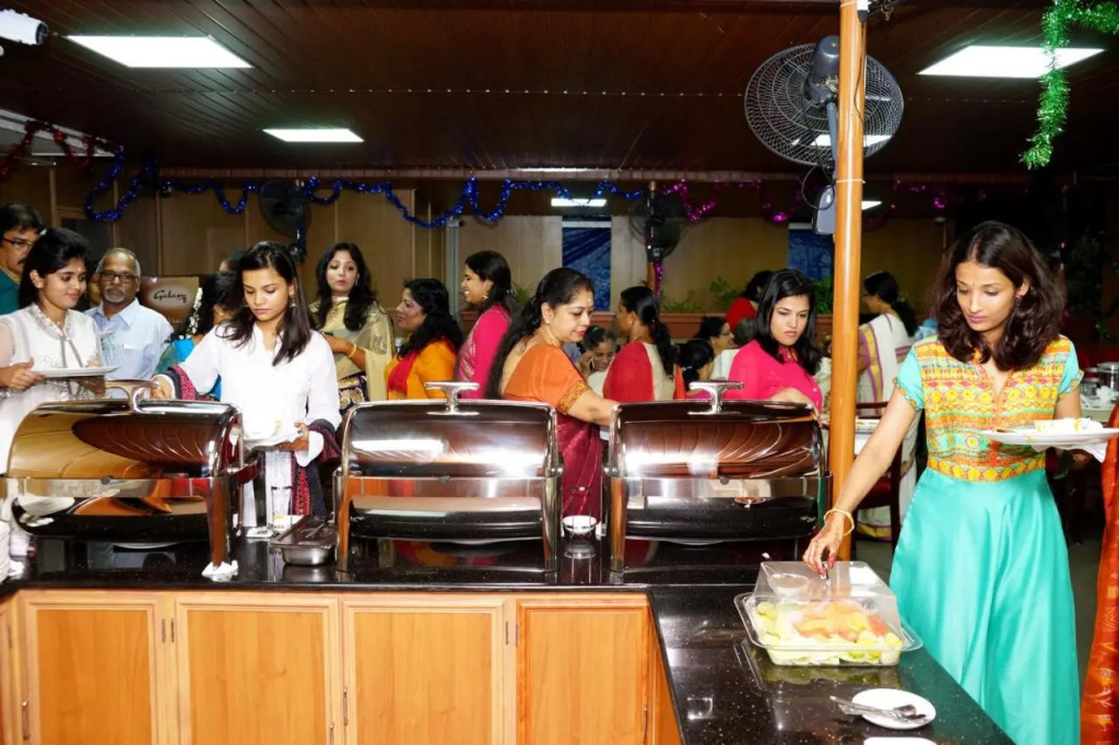 Srivar Hotels