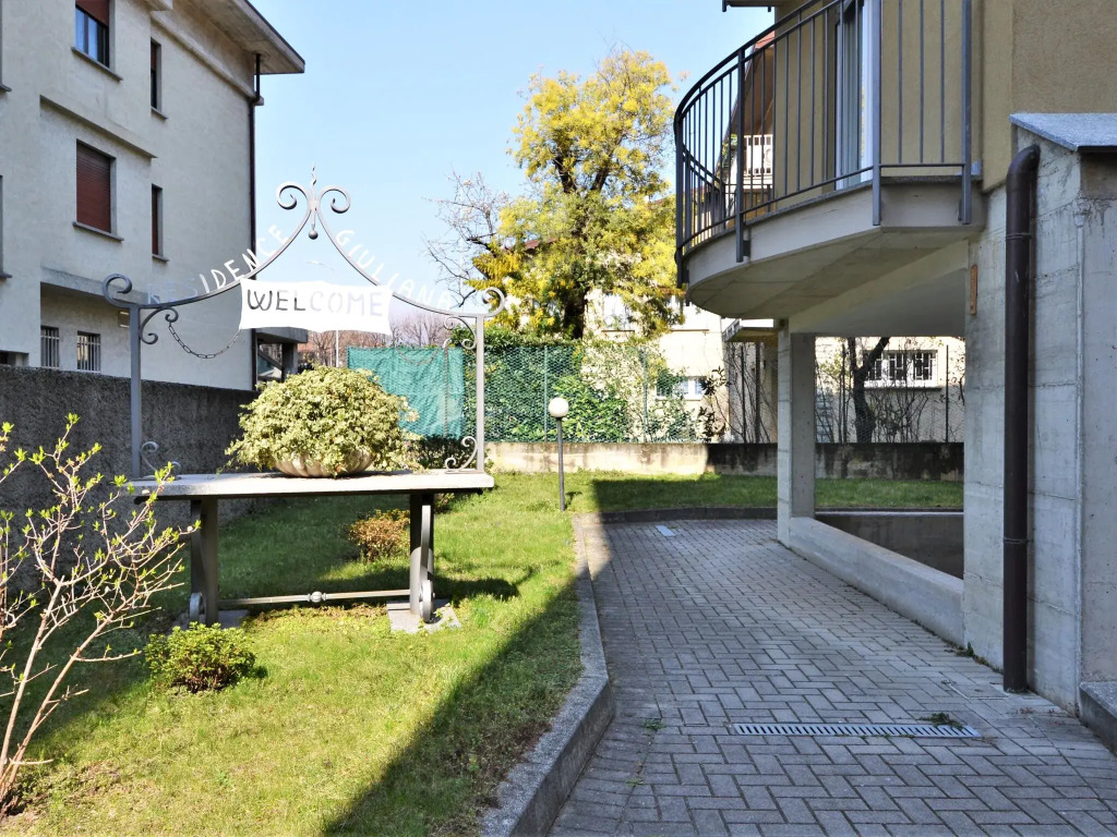 Snug apartment in Dervio with balcony or terrace