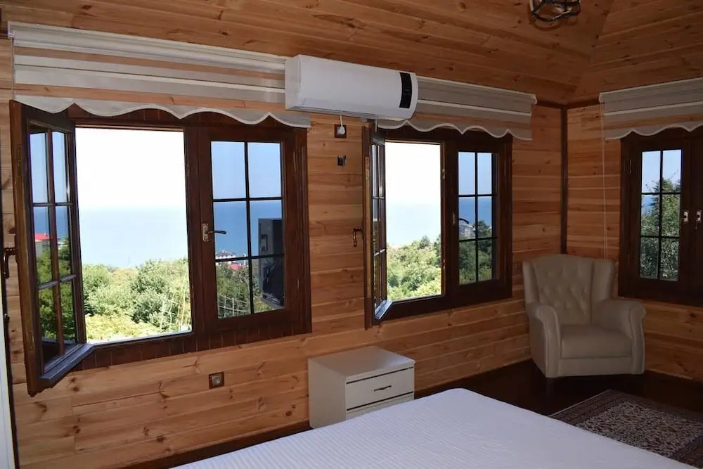 Zahi Bungalov