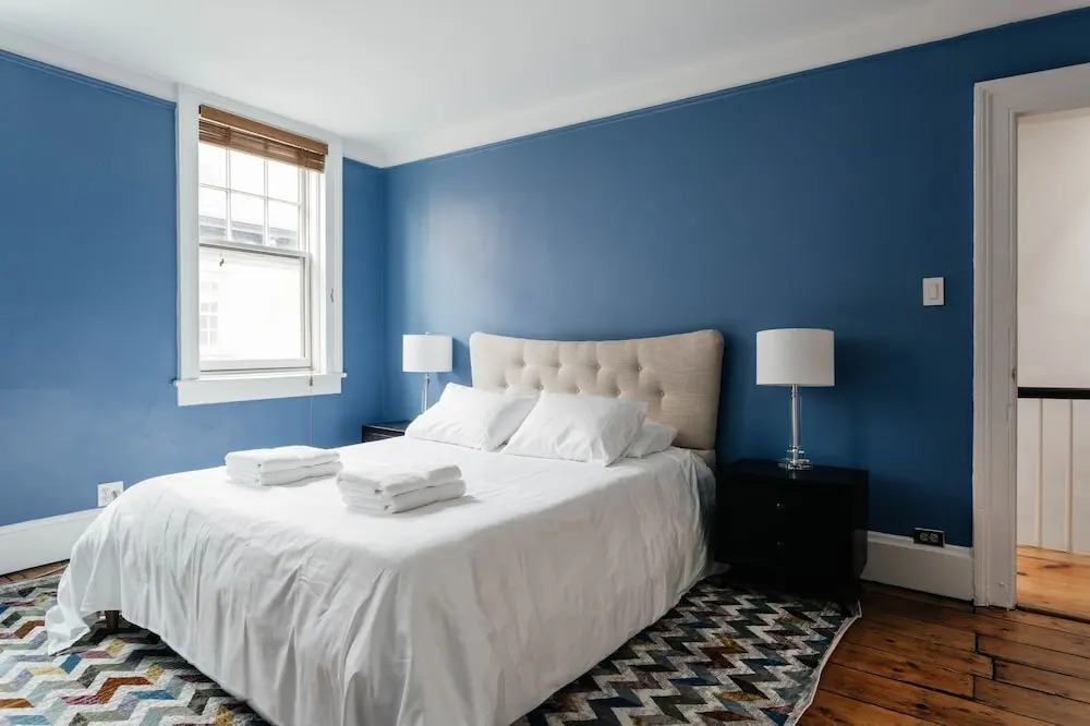 West Village 5BR Townhome & Private Yard