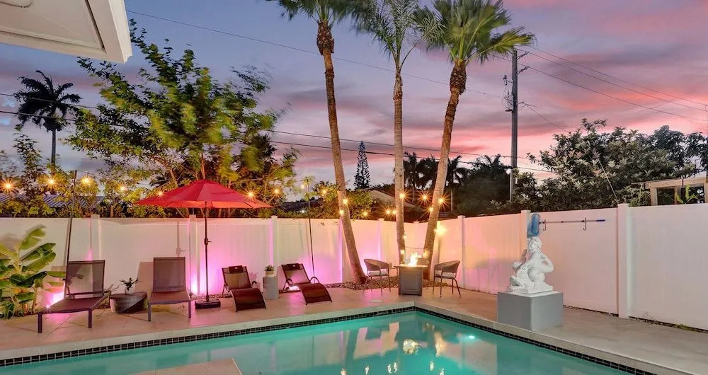Heated Private Pool 4Br Modern Home