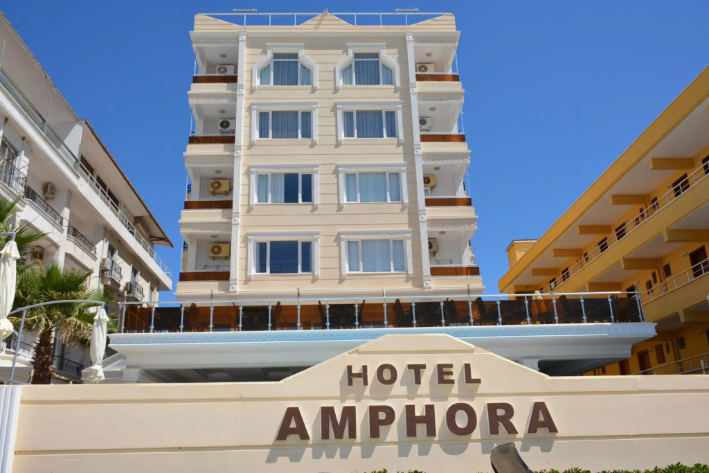 Amphora Hotel