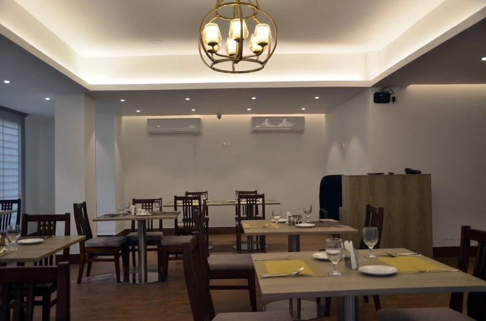 Priyo Nibash Stylish Residential Hotel