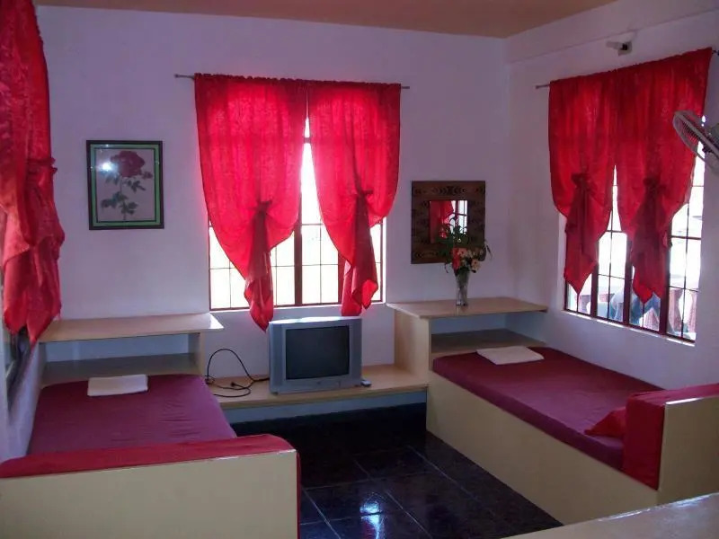 Felina Guest House