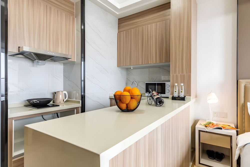 Yazhi Apartment