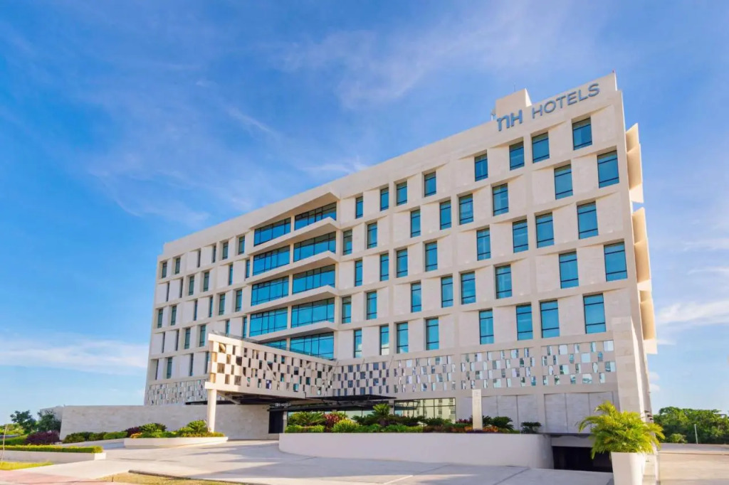 Avani Cancun Airport