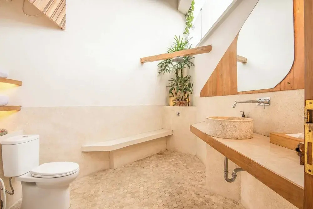 Luxurious 1-BR Villa with Pool, 800m to Echo Beach