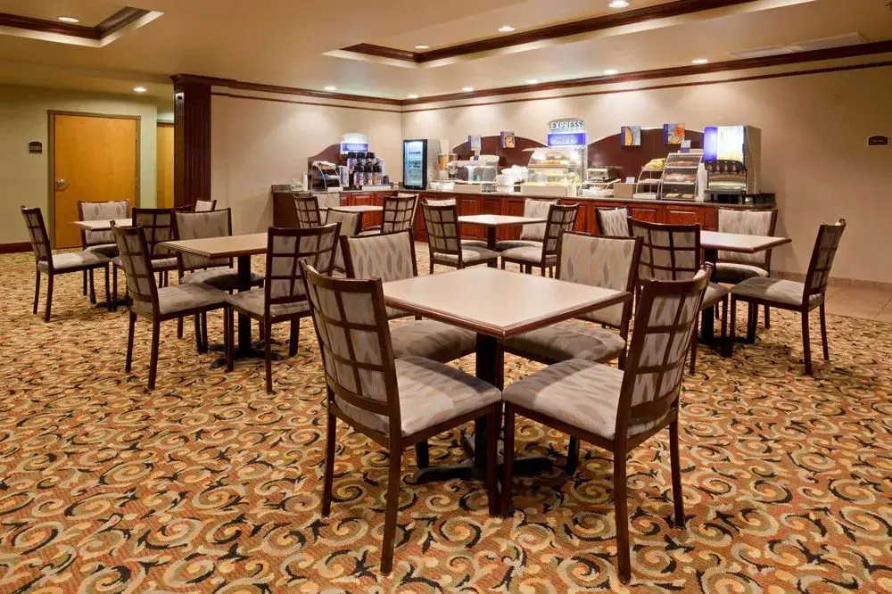 Baymont Inn & Suites By Wyndham Sturgis