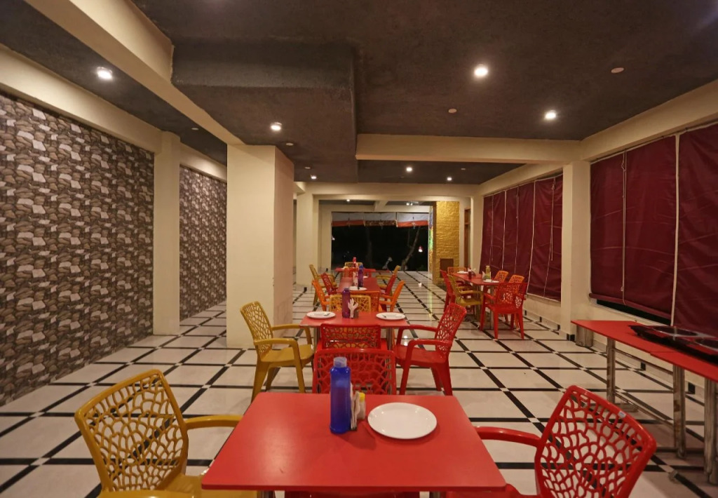 Sparsh Resort, A Boutique Stay - Just 2kms uphill from Mall Road, near Old Manali