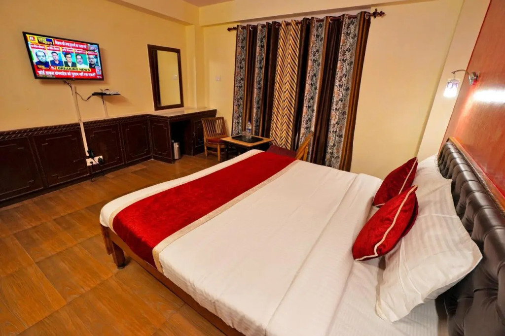 Hotel Atithi Mall Road