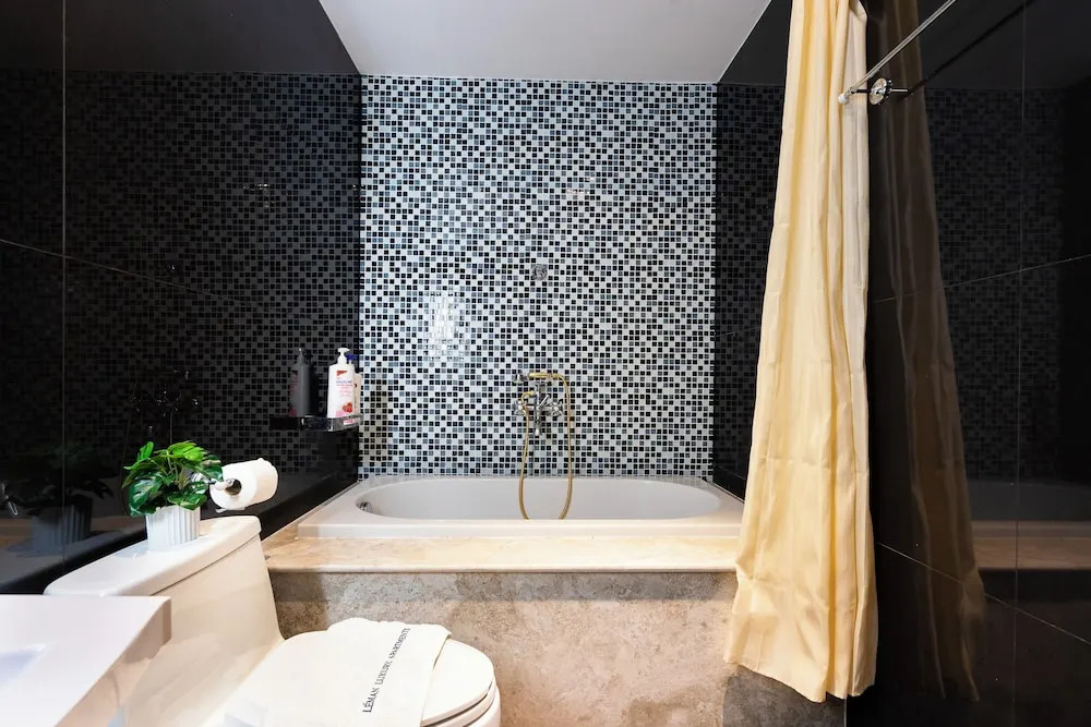 Luxury Condotel Luminous Leman