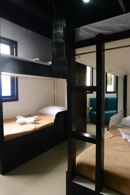 Island Hostel Boracay