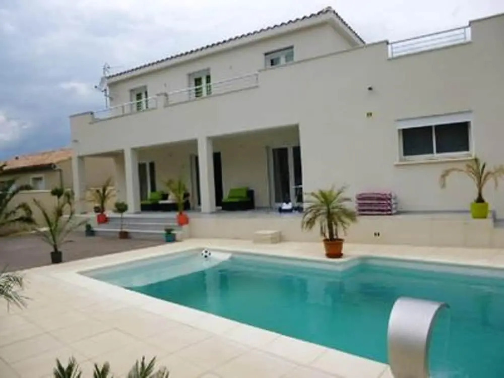 Villa With 5 Bedrooms in Avignon, With Private Pool, Enclosed Garden a