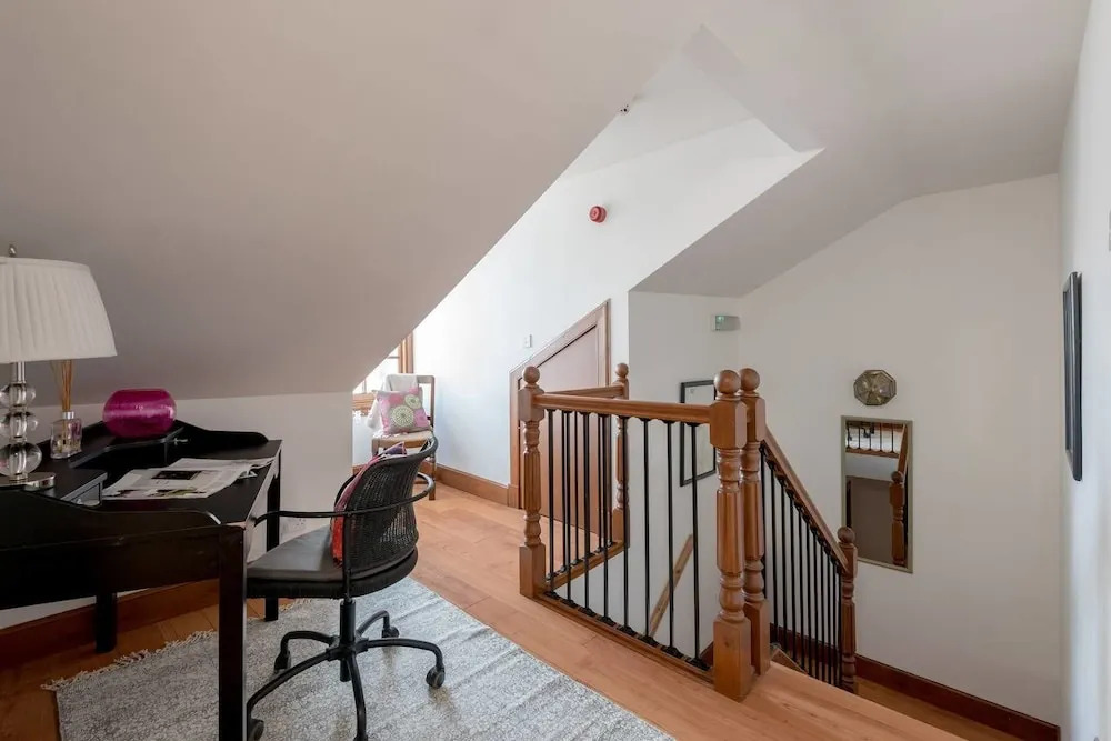 Stylish Frederick Street Flat Heart Of The Centre