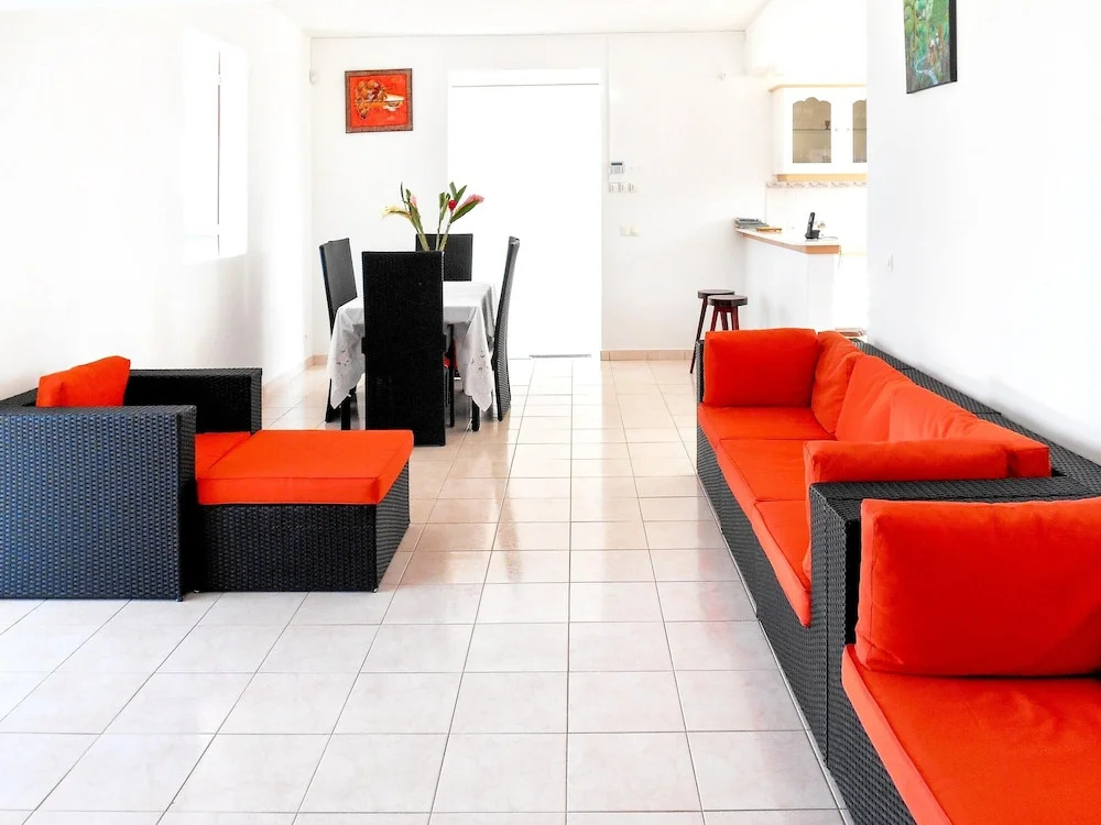 Apartment With 3 Bedrooms in Dubedou, With Wonderful sea View, Pool Ac