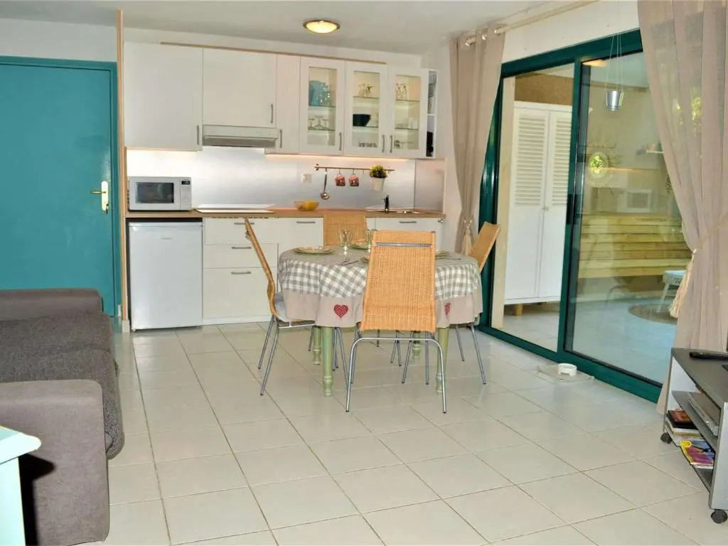 Appartement Cavalaire-sur-Mer, 3 pièces, 6 personnes - FR-1-226B-32