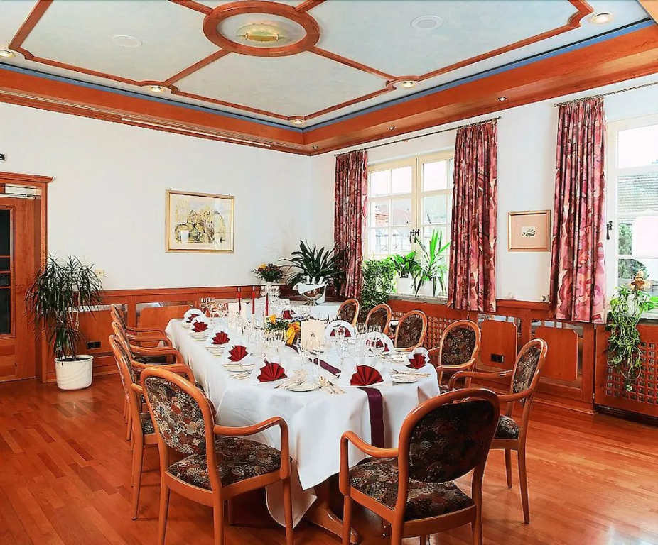 Hotel Bebras Hessischer Hof