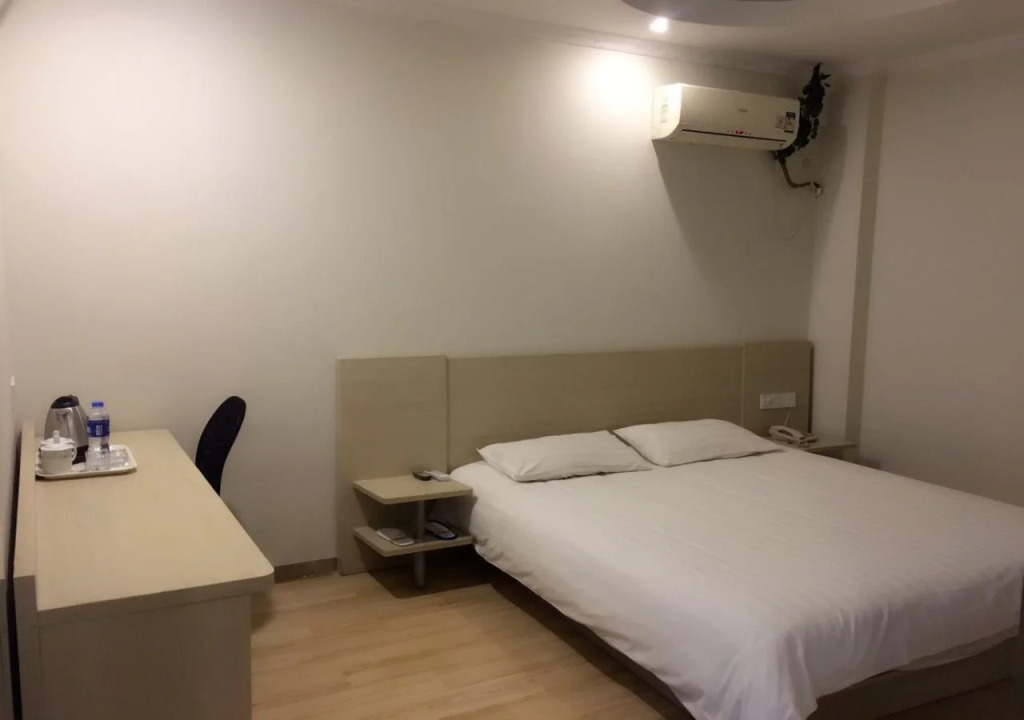 Elan Hotel Yangzhou Jiangdu Longchuan Plaza
