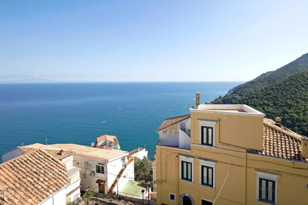 Starhost - Casa Ada - Luxury Apartment with Seaview Terrace
