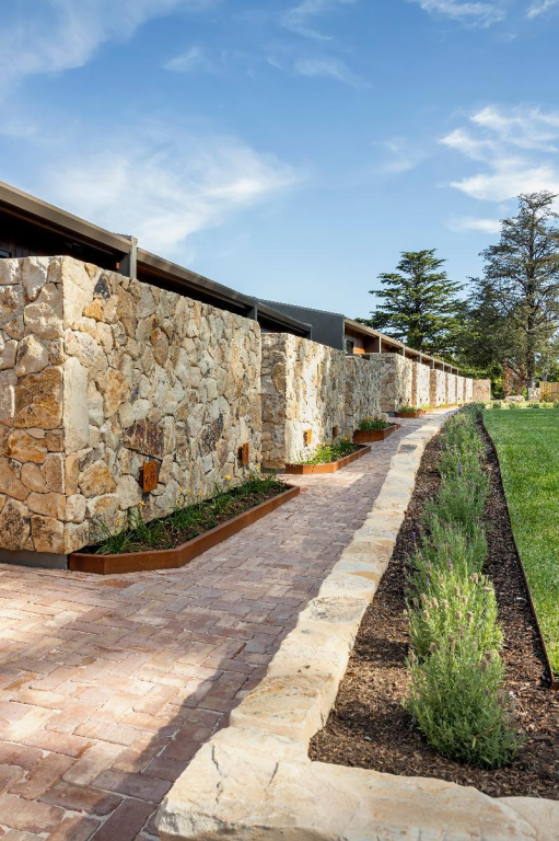 Sequoia Lodge