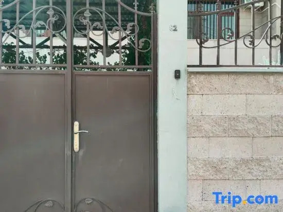 TabrisChina Vacation Rental
