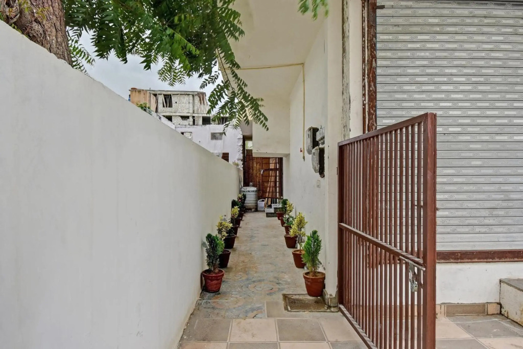 Hotel O Ansh Plaza