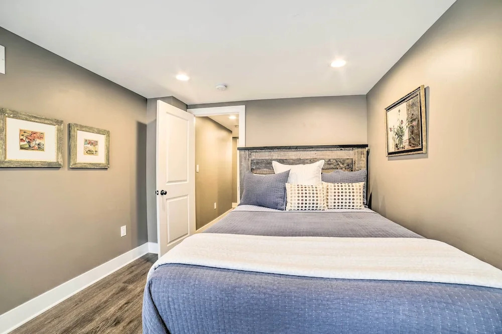 Pittsburgh Home: Walkable Location