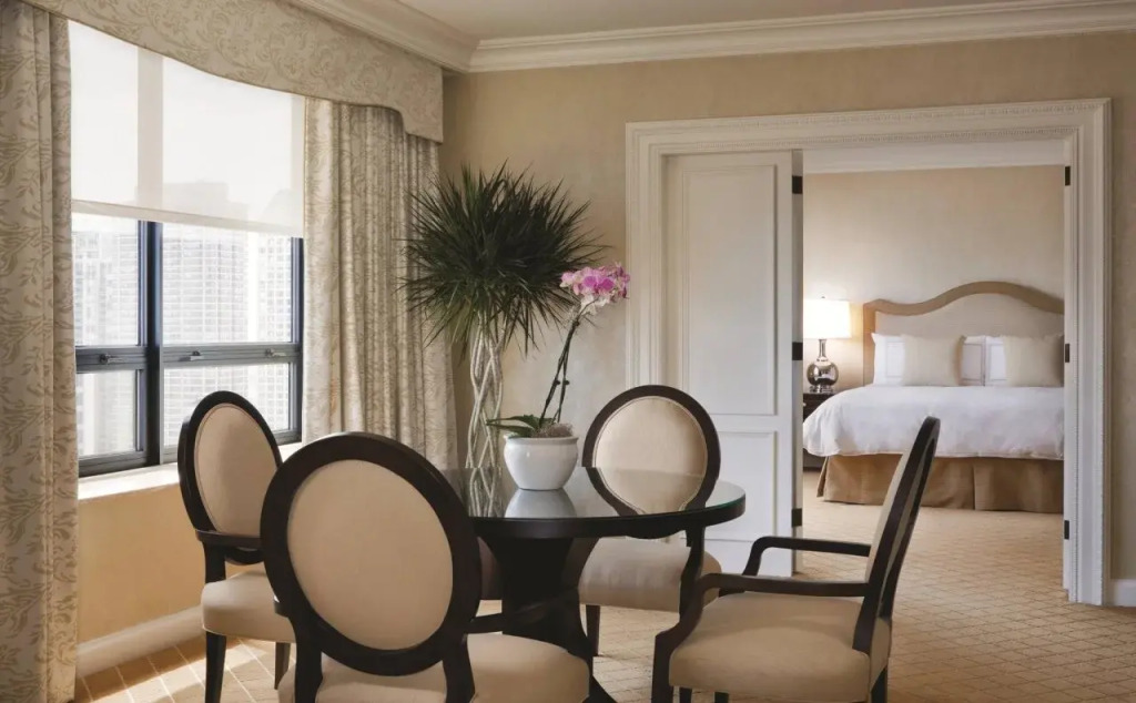 The Ritz-Carlton, Chicago