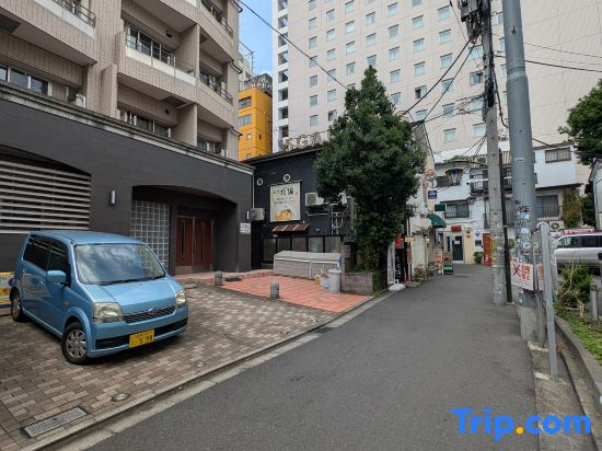 Shinjuku Kabukicho, Golden Gai, a convenient location for enjoying the night in Tokyo.