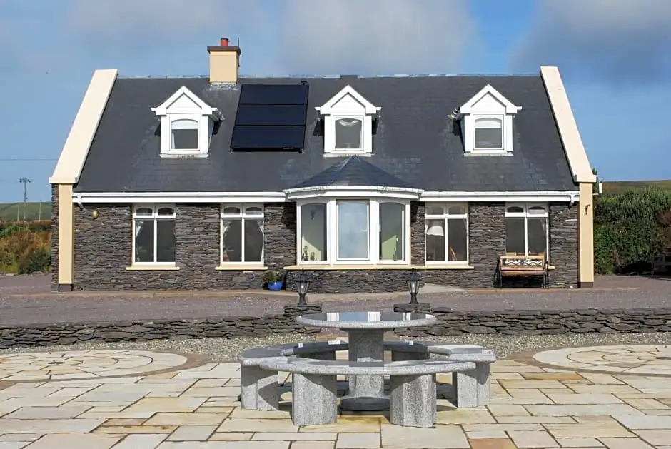 Carraig Liath House