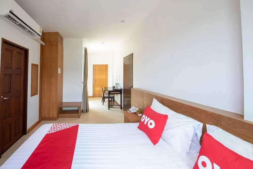 Golden Place Patong by OYO Rooms